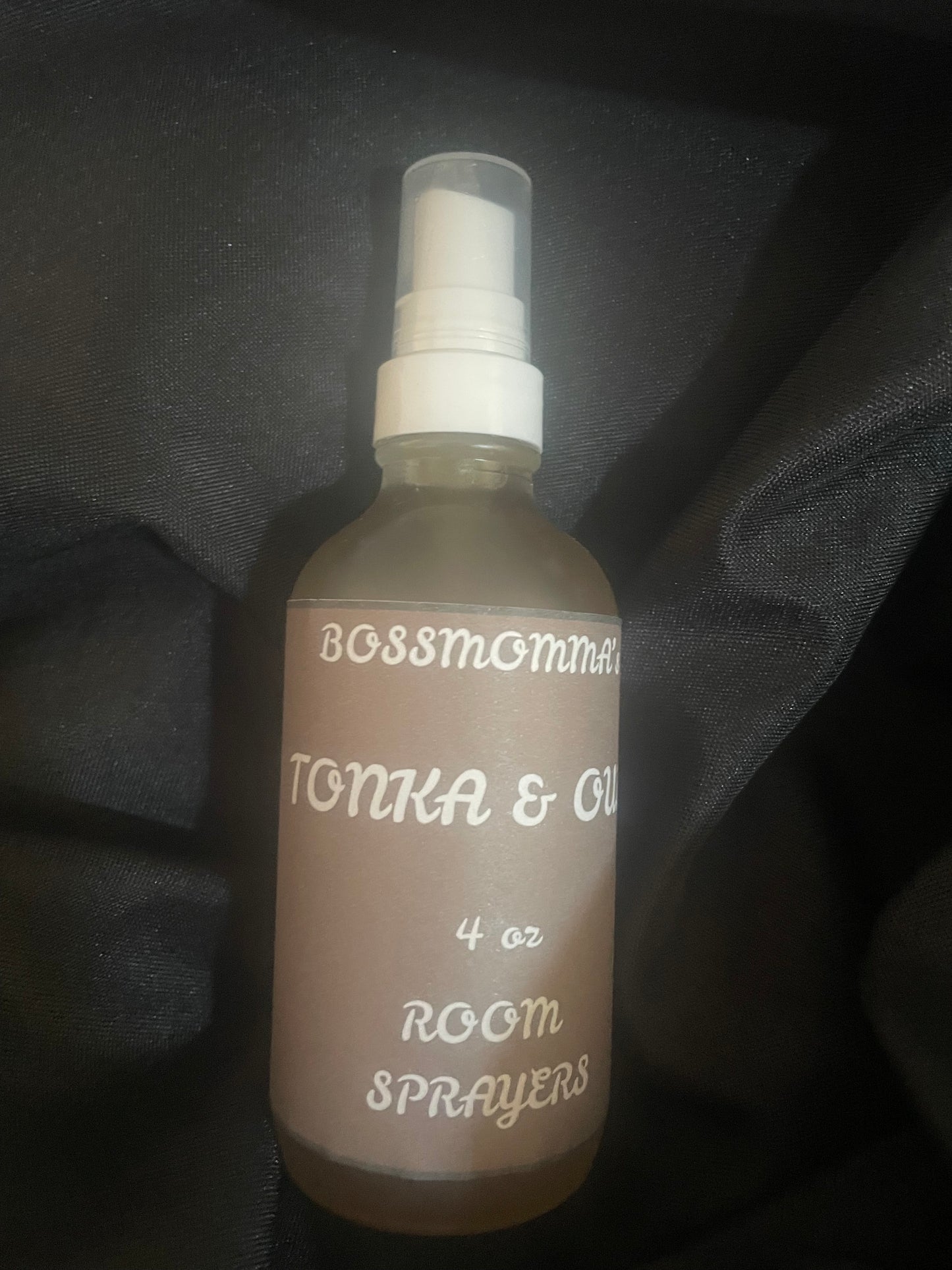 FAB & FRESH: BOSSMOMMAs 4oz ROOM SPRAY