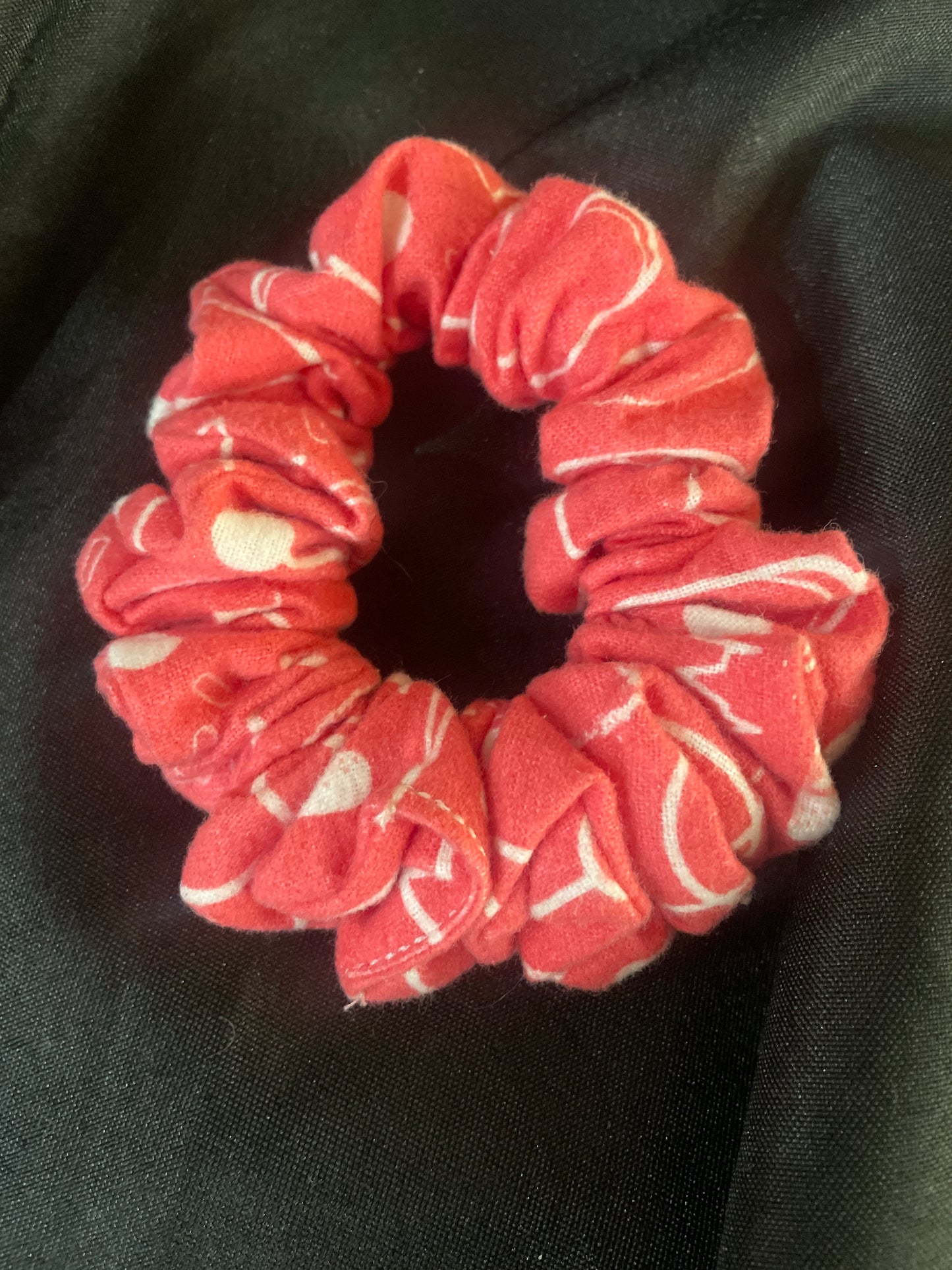 TTPINK : SCRUNCHIES