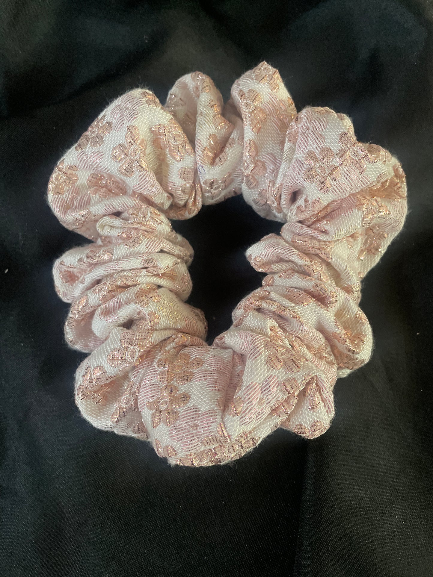 TTPINK : SCRUNCHIES