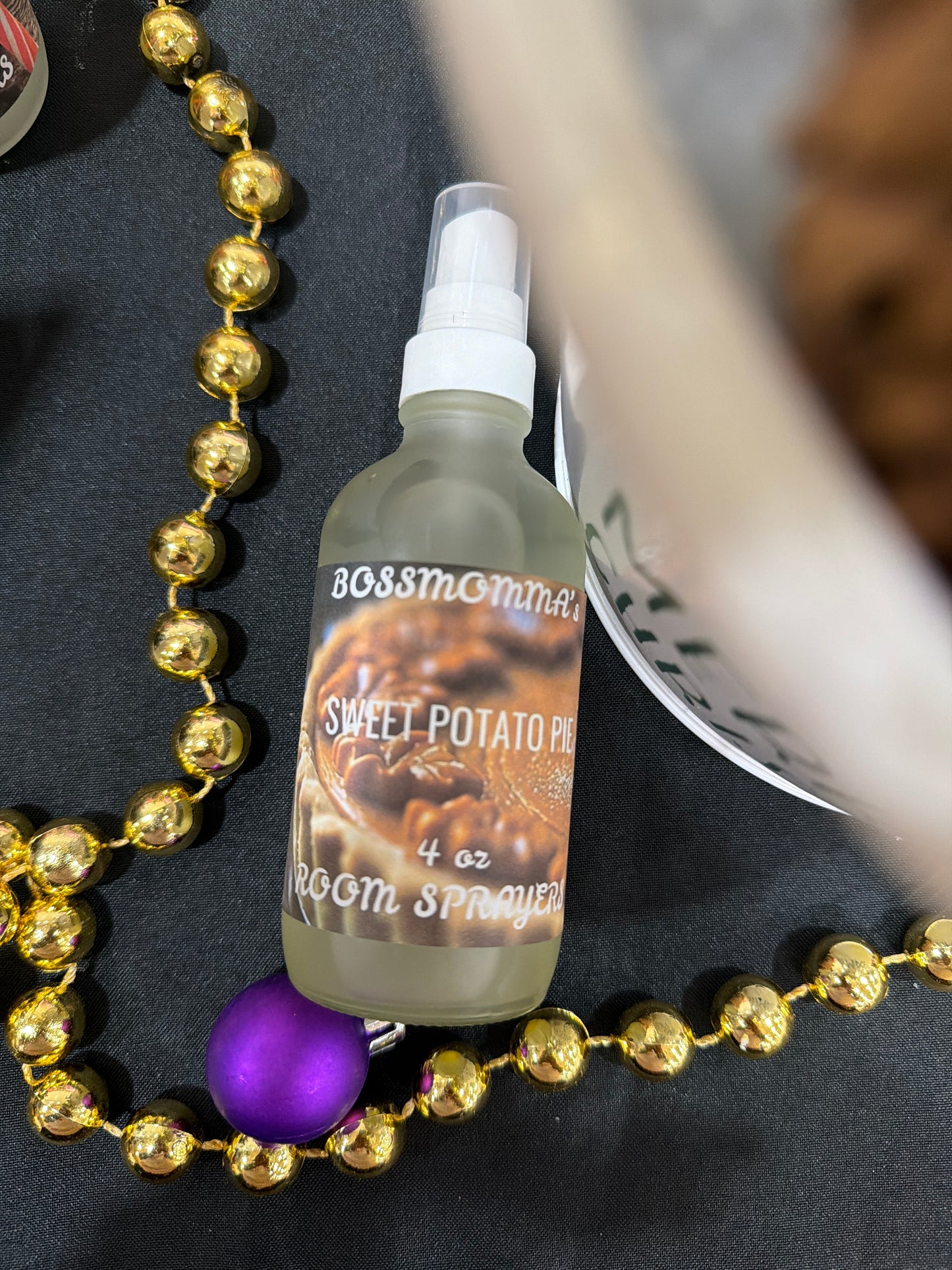 BOSSMOMMA’S 4oz ROOM SPRAY: HOLLY JOLLY HOLIDAY COLLECTION