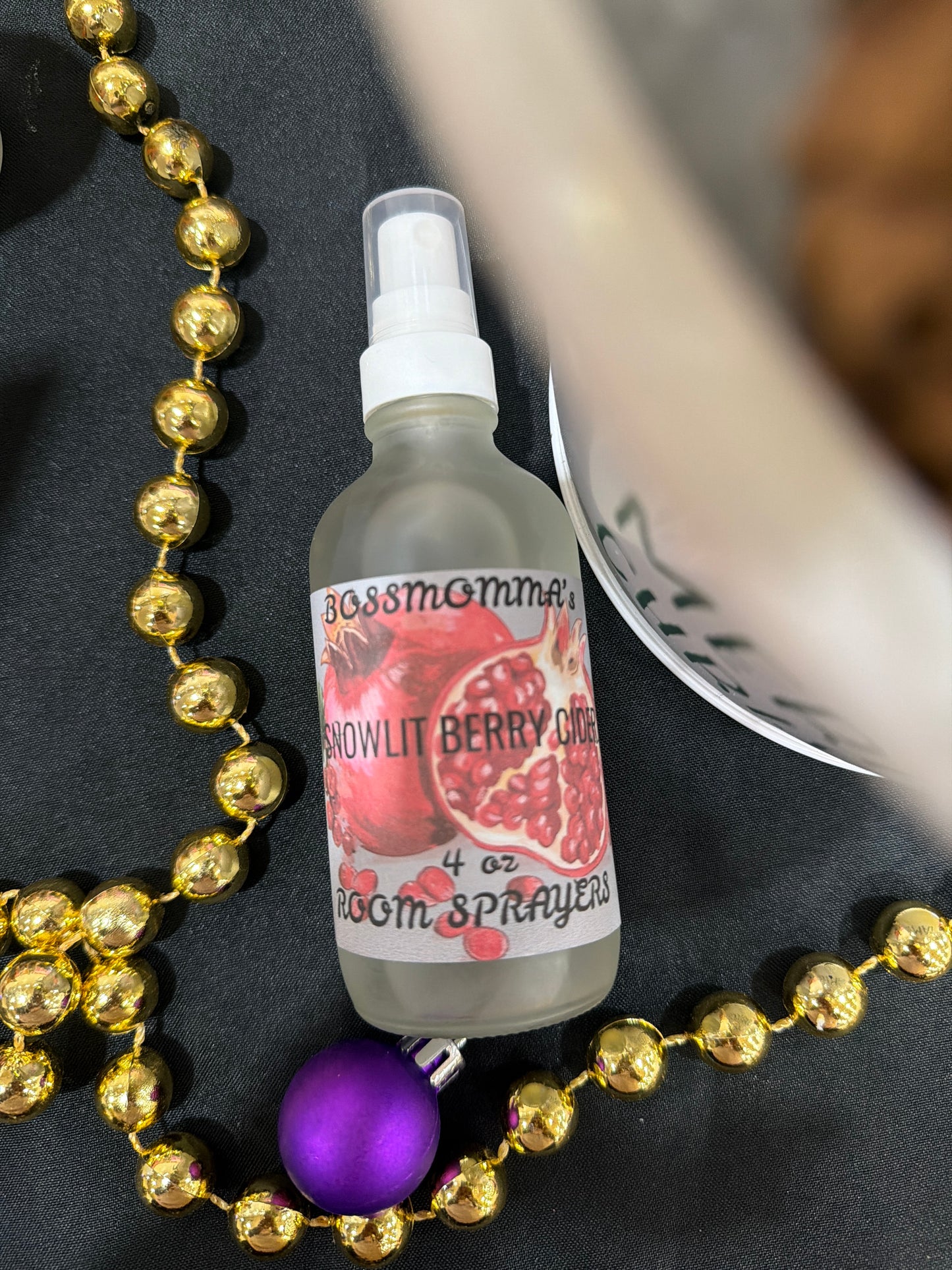 BOSSMOMMA’S 4oz ROOM SPRAY: HOLLY JOLLY HOLIDAY COLLECTION